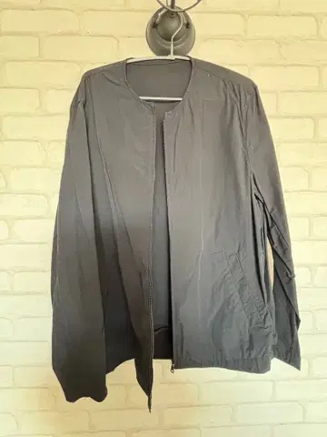 ITTY BITTY x WISM 노카라 지퍼 자켓