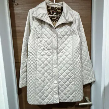 에벡스 바이 크리티시아 레오파드 안감 퀼팅 코트 42 LL