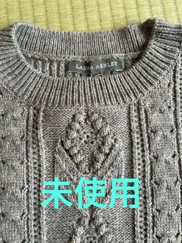 LAURA ASHLEY 그레이 슬리브리스 스웨터 사이즈 38 미사용
