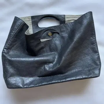 SEASIDE FREERIDE 블랙 가죽 토트백