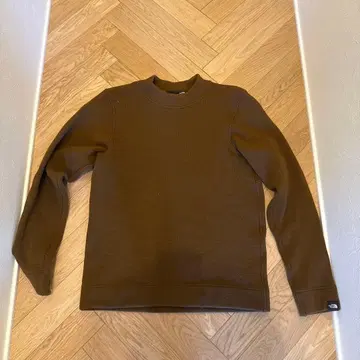 THE NORTH FACE 하이넥 니트 브라운