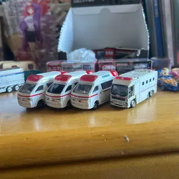 토미카 구급차 4대 세트