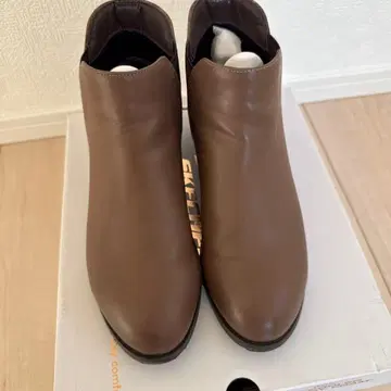 maRe maRe 브라운 숏부츠 합성 피혁