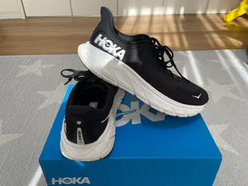 호카 아라히 7 러닝화