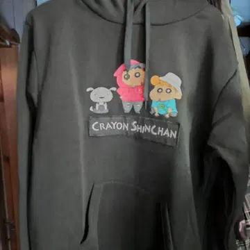 돈키호테 짱구는 못말려(크레용 신짱) 후드티 M 사이즈
