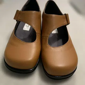 새상품 일본제 신발 22cm 천연 가죽 카멜