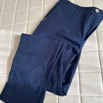 TIGORA 네이비 팬츠