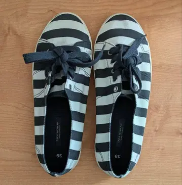 ZARA WOMAN 24.5~25cm 스트라이프 스니커즈