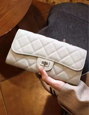 소가죽 지갑 체인 스마트폰 숄더백 화이트