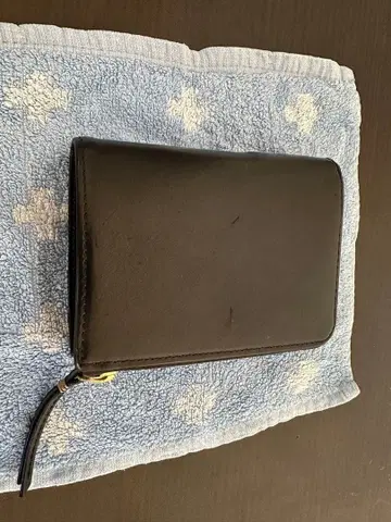 SLOW&CO 블랙 가죽 접이식 지갑