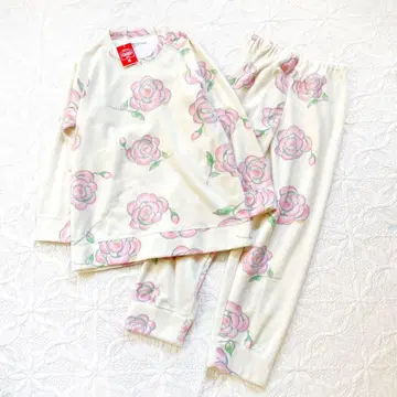 미사용 새상품 츠모리치사토 쓰리 와코루 룸웨어 플리스 L 화이트 꽃무늬