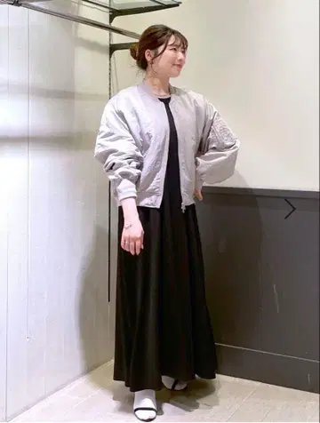 apart by lowry 그레이 플레어 스커트