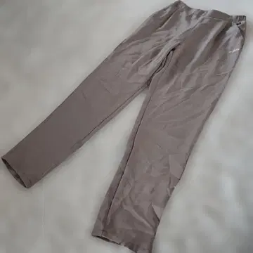 FILA 휠라 팬츠 톤 다운 그레이 자수 M 발수 캐주얼 얇은 소재