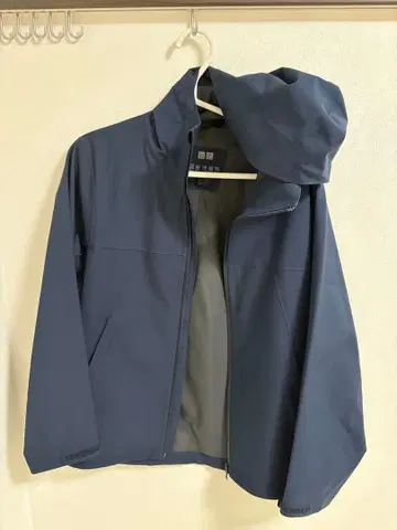 [ 유니클로 ] 블록 테크 후드티 네이비 XS 남성용