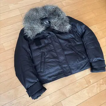 새상품급 아르마니 익스체인지 다운 자켓