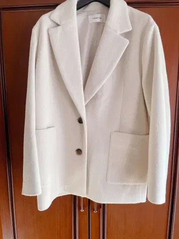 FRAY I.D 화이트 체스터 코트 미사용 새상품