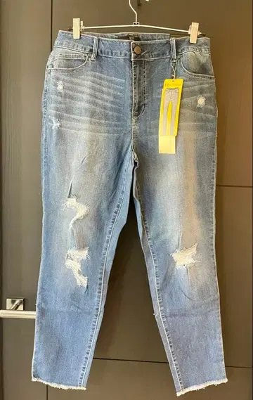 LA 직수입 데미지 가공 여성용 데님 레귤러 실루엣 [ 31 ]