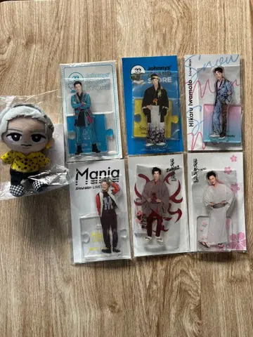 이와모토 테루 아크릴 스탠드와 스노우 칠 인형 세트