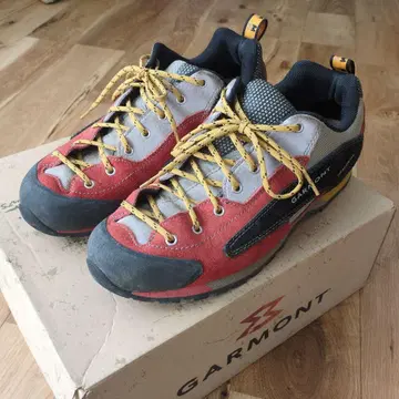 GARMONT 드래곤테일 트레킹 슈즈 레드/비브람