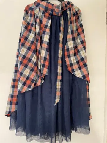 체크 무늬 플레어 롱 스커트