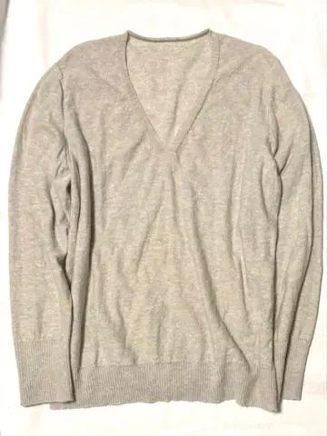 다마 캐시미어 V넥 스웨터