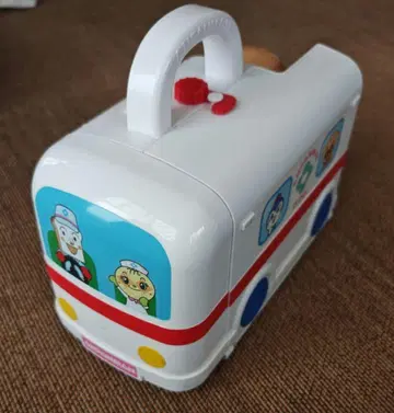 호빵맨 완구 버스