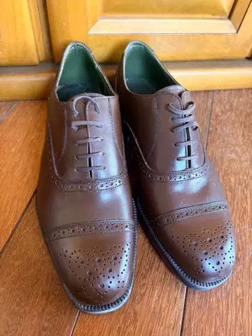 새상품 브라운 가죽 윙팁 슈즈