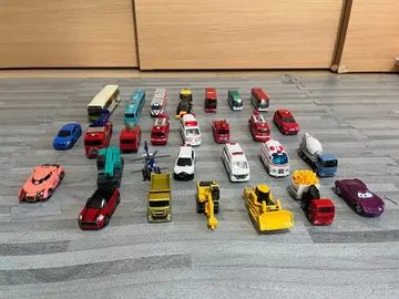 미니카 세트 28대