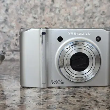 【希少】動作確認済みSamsung VLUX NV24HD デジタルカメラ 삼성 디카 VLUU NV24HD 레트로디카 | 브랜드 중고거래 플랫폼, 번개장터