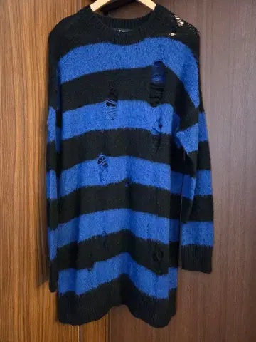 NOID. 노아이디 샤기 니트 보더 데미지 가공