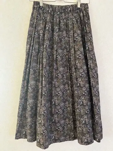 리버티 엘더베리 스커트 핸드메이드