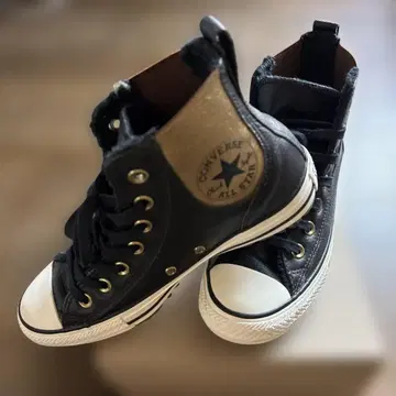 Converse 블랙 하이컷 스니커즈 24cm