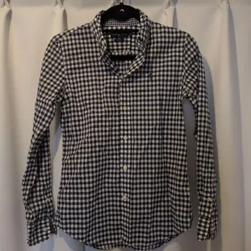 폴로 자수 네이비와 화이트 체크 셔츠