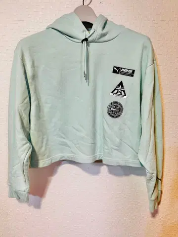 PUMA 민트 그린 크롭 후드티 L