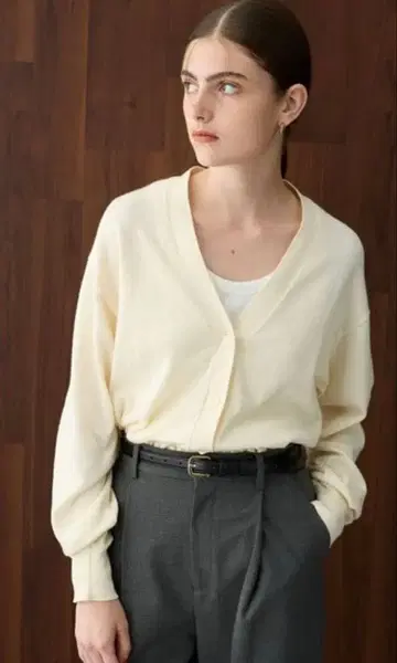 N.O.R.C 아이보리 가디건