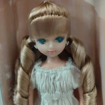 리카짱 캐슬 하이엔드 컬렉션 모델 키라짱 새상품