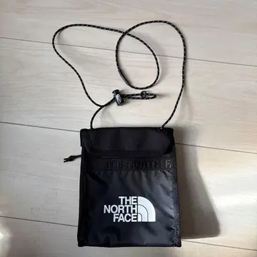 THE NORTH FACE 블랙 사코슈
