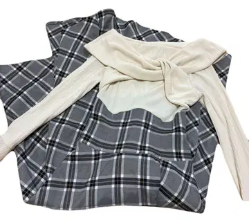 트위스트 크로스 도킹 원피스