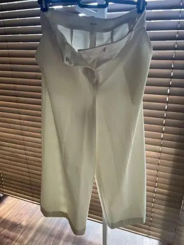 PLST 화이트 와이드 레그 슬랙스 S 사이즈