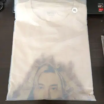 후지이 카제 XL 롱 슬리브 티셔츠 Prema