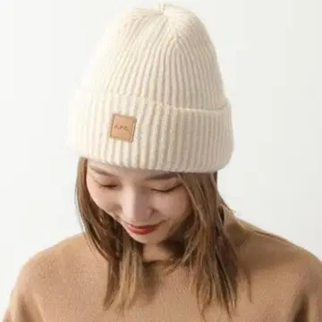 새상품, 택 포함 A.P.C. 비니 아이보리