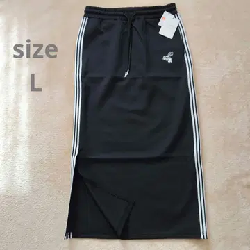 새상품 사제스천 스커트 블랙 벌 로고 L 사이즈