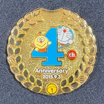 후지코 F 후지오 뮤지엄 한정판 10주년 기념 핀즈 4주년 특별 디자인