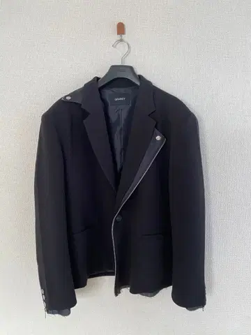 그랑시/GRANCY/리버스 레이어드 디자인 테일러드 자켓