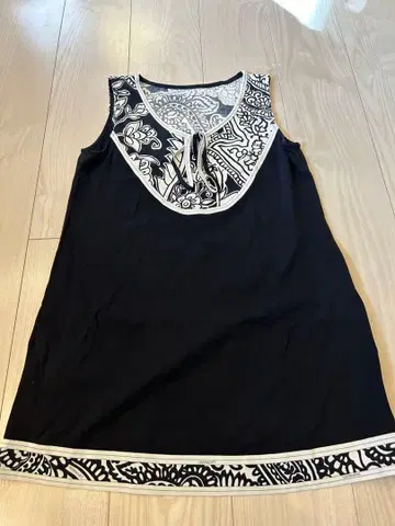 LEONARD 레오나르 슬리브리스 상의