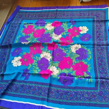 꽃무늬 실크 스카프 대형 이탈리아제