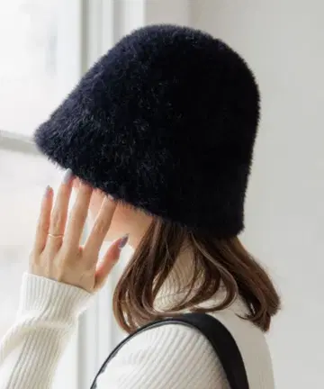 flower 플라워 플러피 버킷햇 인조 모피 블랙