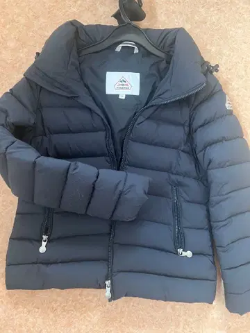 피레넥스 네이비 다운 자켓 새상품급 38