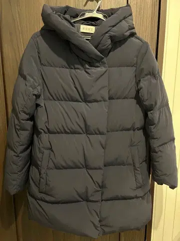 [ 새상품급! 클리닝 완료 ] PLST 네이비 후드 부착 다운 자켓