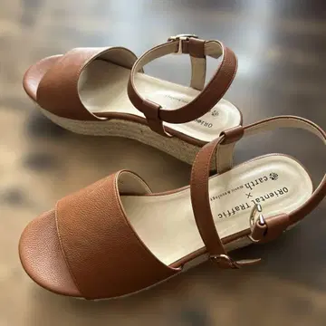 ORiental TRaffic x earth 에스파드리유 스타일 샌들